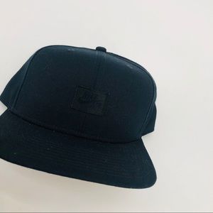 Nike Snap Back- all black with Nike logo badge